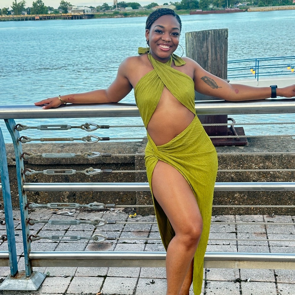 Meet your Posher, Angel